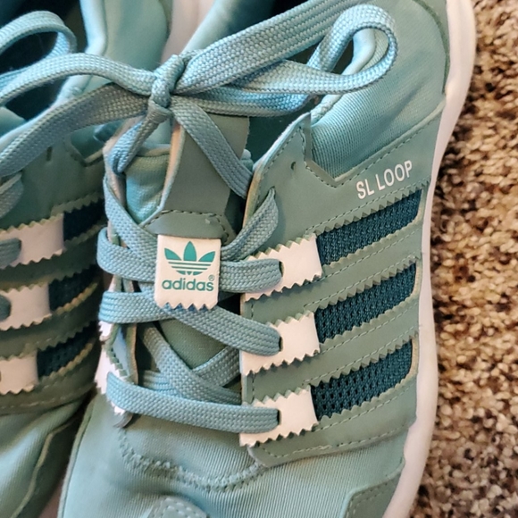 Shoes - Picture 3 of 7